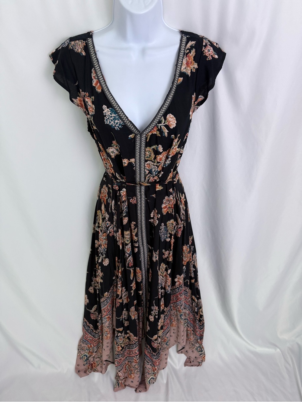 Lola P. Long Dress w/ Waist Tie Size Small